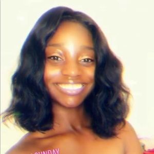 Meet your Posher, Destini